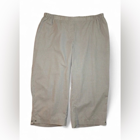Alia Pants - Alia Women's 18W Tan White Pinstripes Pull On Elastic Waist Capri Pants 35x20